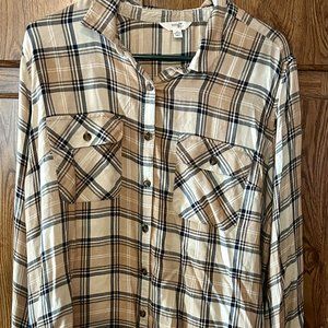 Terra & Sky Women's Plus Size Button-Up Shirt with Long Sleeves